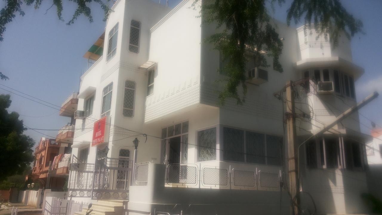 Hotel White Palace Udaipur Bagian luar foto